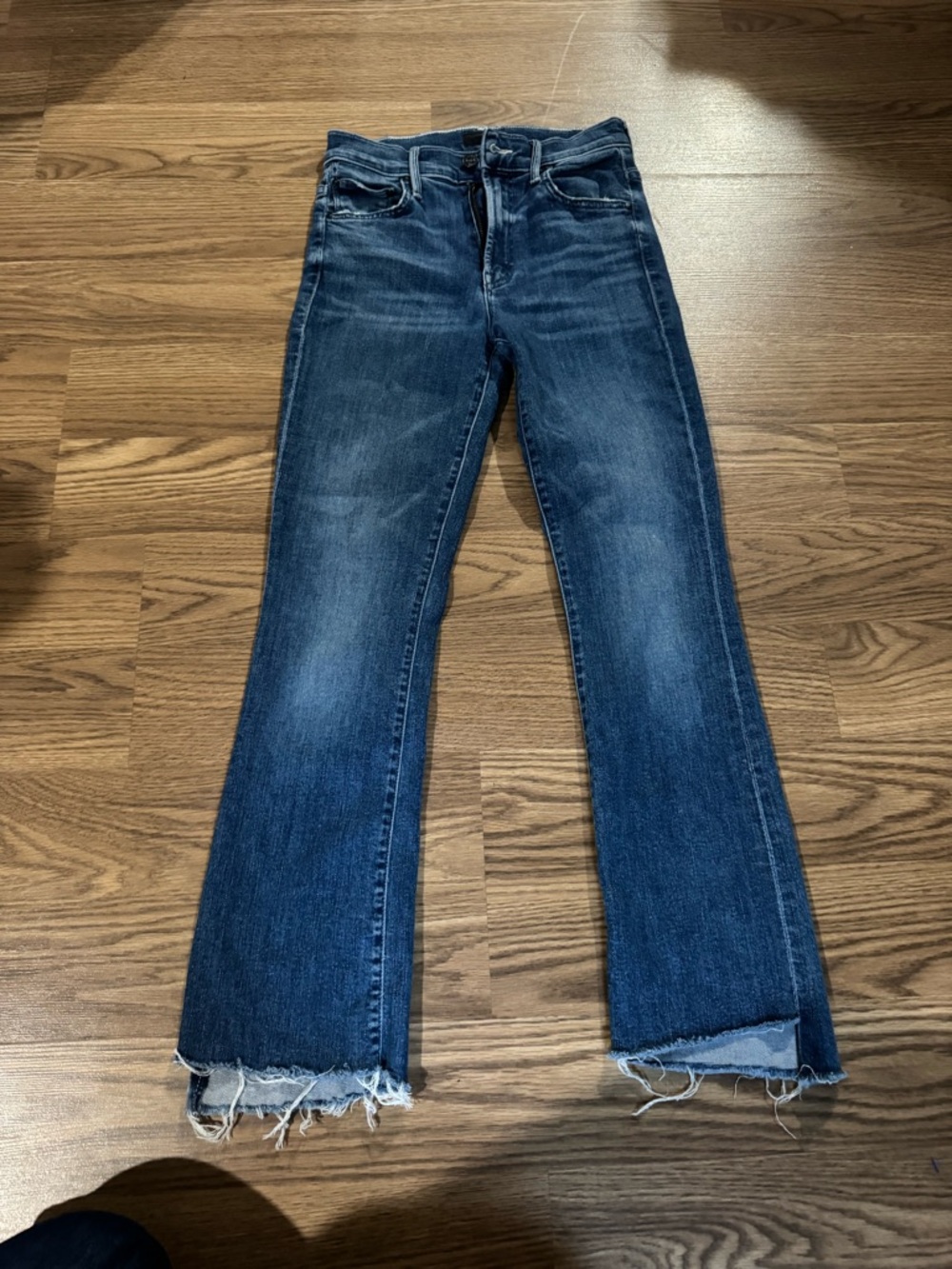 MOTHER The Insider Crop Step Fray